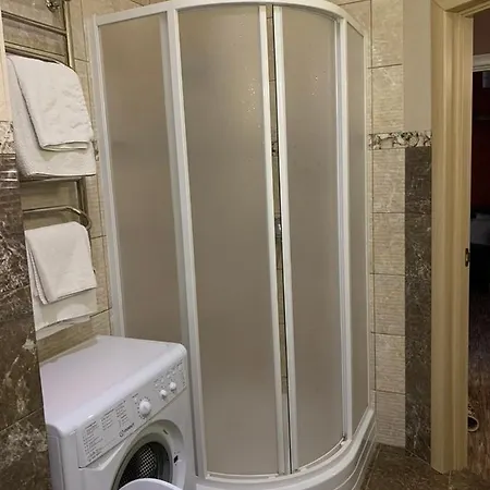 Apartment Затишні Апартаменти Шашкевича 3 *